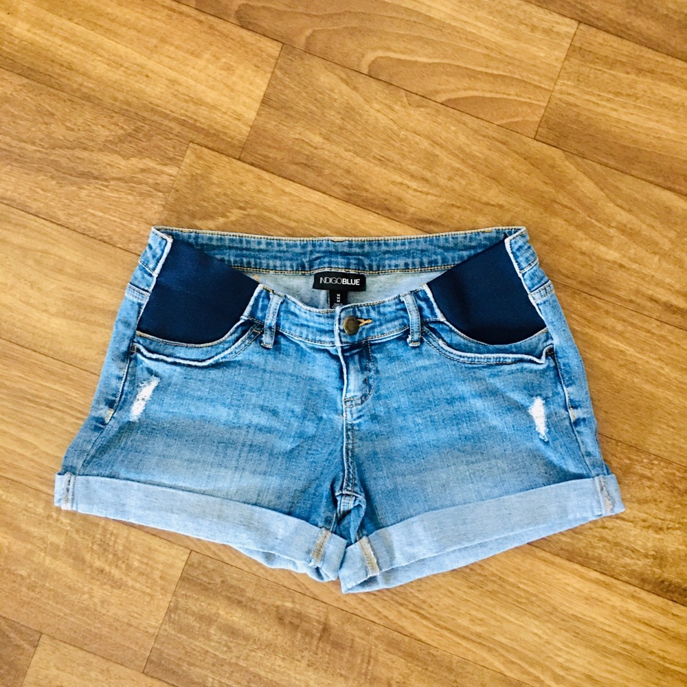 Maternity shorts (SOLD)
